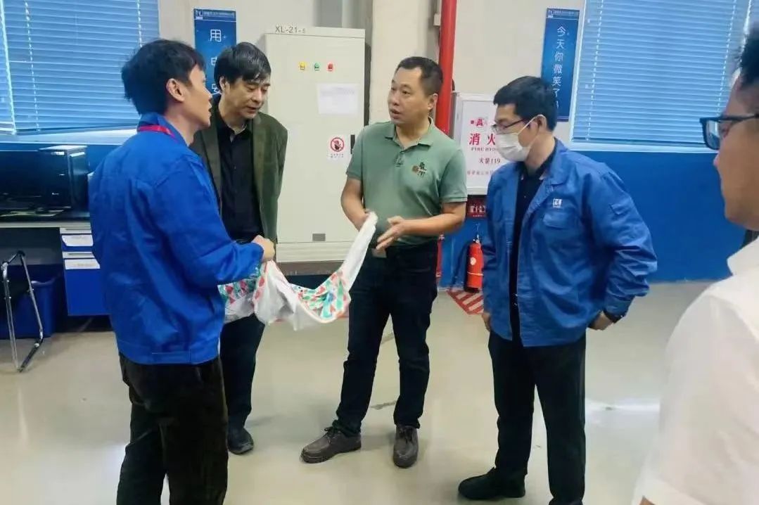 【访企拓岗促就业】校领导带队赴福建东龙针纺有限公司调研