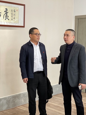 校领导带队前往市广告协会、省平面设计师协会走访调研