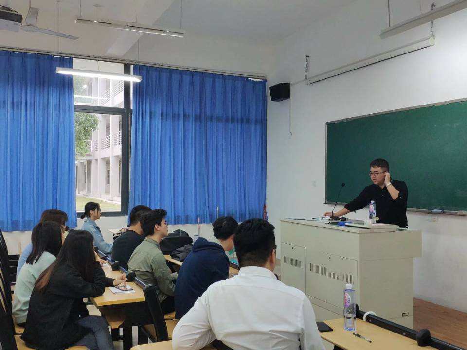 福州众享家信息科技有限责任公司来我校进行校企合作洽谈