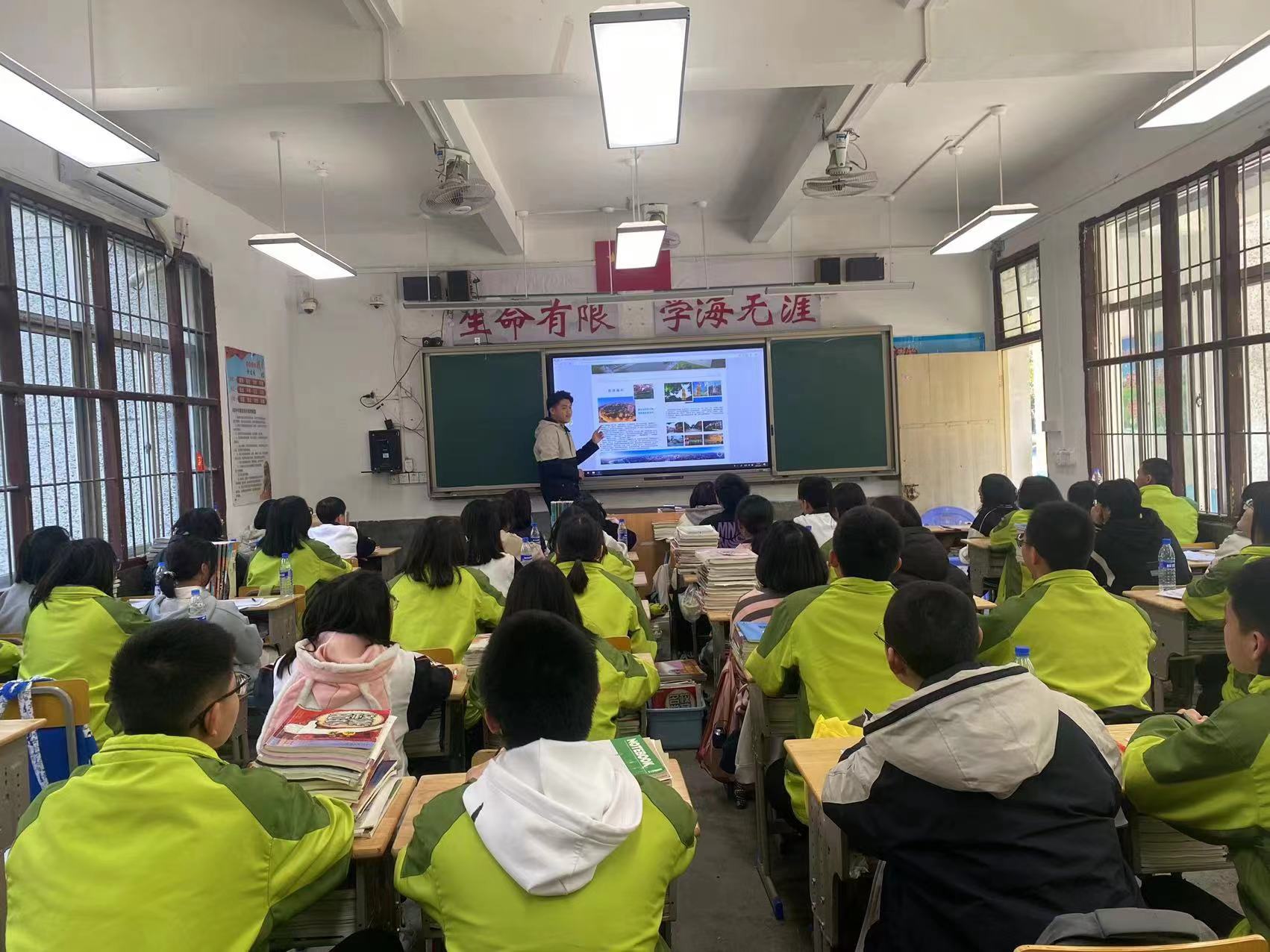 学校开展2023年青春“母校行”社会实践活动